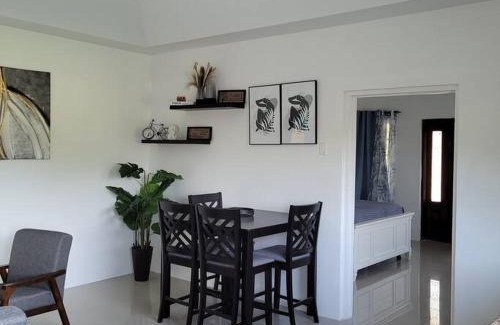 Mandeville Apartment | Mountain view peaceful Abodes