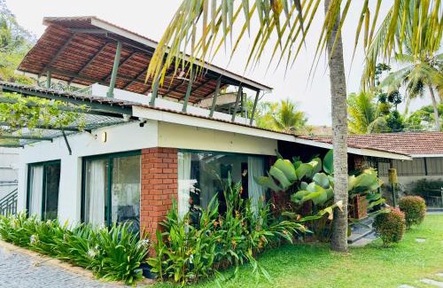 Kochi Villa | Bamboonest Riverside