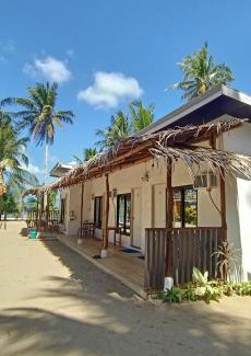 El Nido House | CocoHut Beach House
