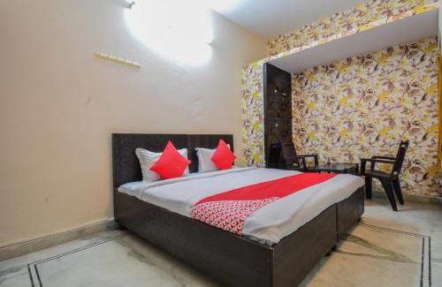 Malviya Nagar Hotel | OYO 19463 Sapphire Palace