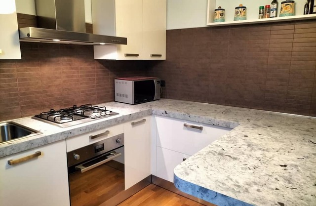 Casa Atene _ Luminoso Appartamento su due livelli a Milano