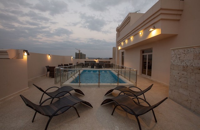 Seasons Park Hotel
