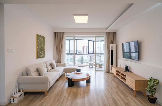 Tyms 4BR 2BA APT TianShan Changning