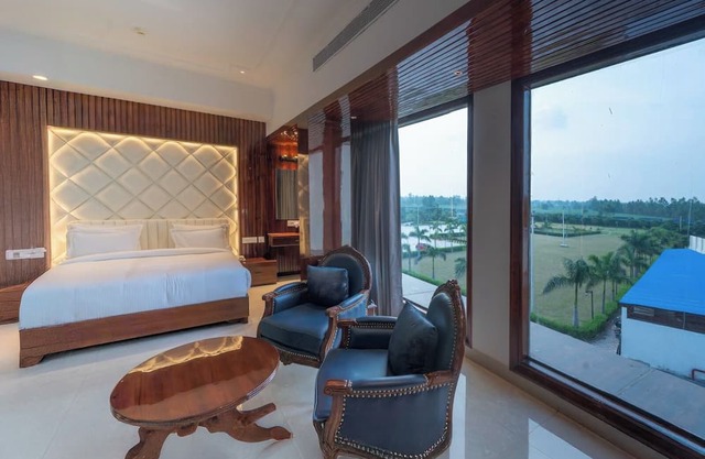 Gajraula Sukhdev Dhaba & Resort