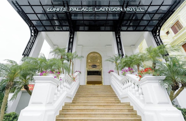 Khach san White Palace Lam Son