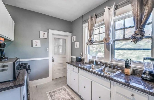 Rozelle Roost Both Units