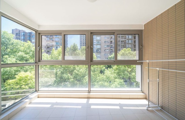 Tyms Stylish 3BR 2BA Apt Xuhui Center
