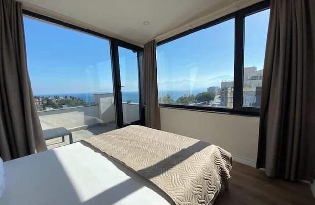 Royal Homes 701