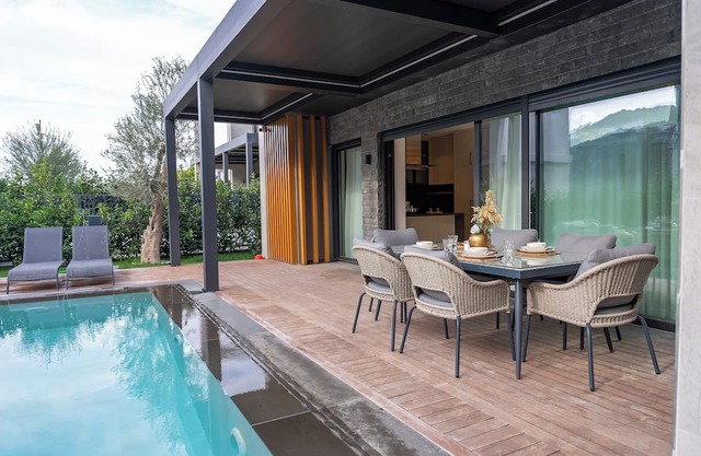Luxurious Villa Retreat with Private Swimming Pool