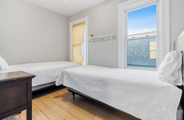 Beautiful ocean view large 3rd floor apt with deck