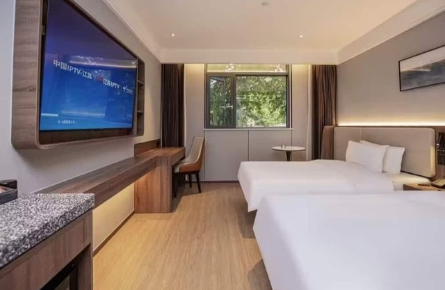 Qingmu Platinum Hotel