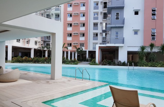 Cozy Studio condo in charming Cebu City with WiFi, AC, near IT Park