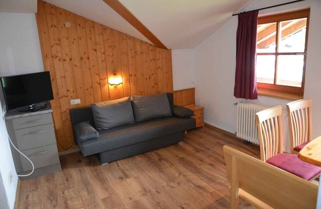 Holiday apartment with mountain views and WiFi