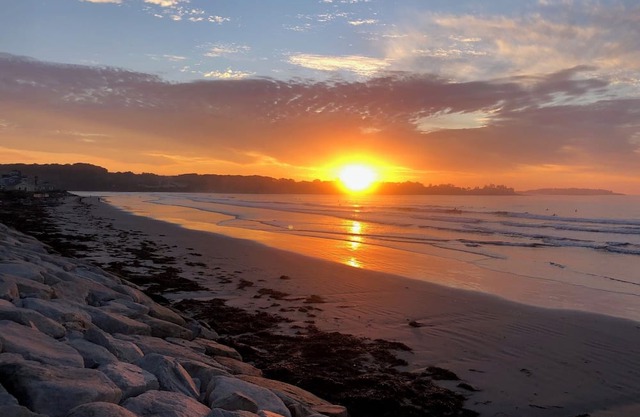 Charming 2-bedroom cottage with WiFi- short walk to Higgins Beach, Scarborough