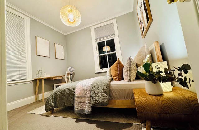Most Convenient, Modern & Cozy City Getaway w/ Parking Options!