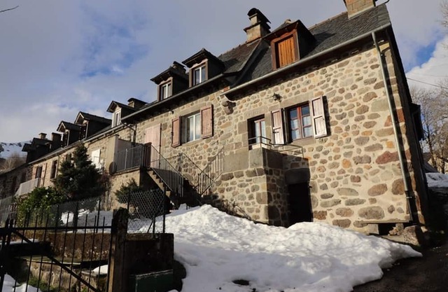 Gite Mandailles-Saint-Julien, 2 bedrooms, 5 persons