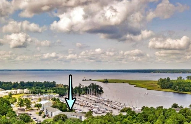 Waterfront Escape-Amazing Views!