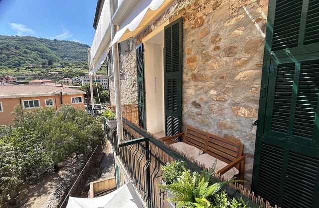 Recently renovated apartment in the historic center of Dolceacqua