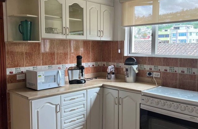 Apartment with 3 rooms near Ponchos Market