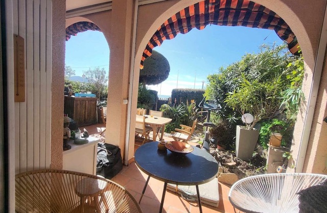 T2/t3rez de Jardin sur le Plage des Lecques Pour 5 Personnes