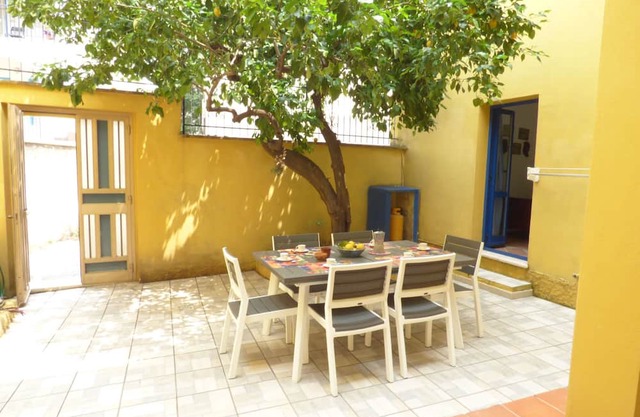 La casa di Mariedda - Four Bedroom House, Sleeps 8