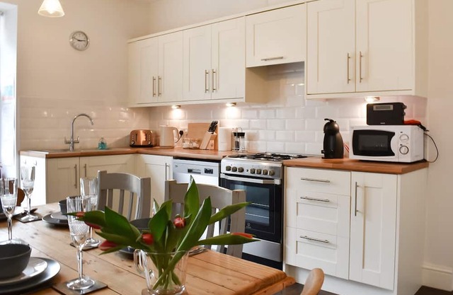 Belmont Apartment seamlessly combines modern comfort with timeless charm, providing a tranquil sanct