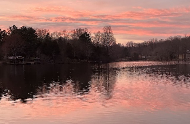 Cottage on the Lake