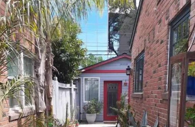 Adorable Med Cntr/Oak Park studio 6 min to UCDavis