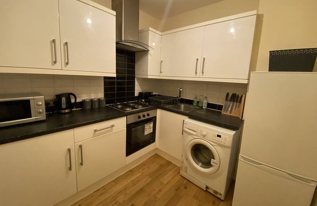 Spacious 1 bedroom apartment in south London