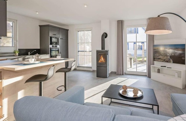 Neu Errichtetes Ferienhaus in Ruhiger Wohngegend mit Parkplatz, Sauna und Wlan - Fischerdorf