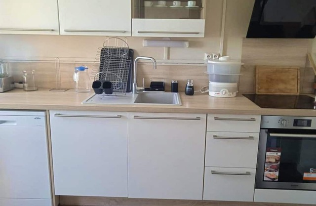 Homerez - Nice apartement for 4 ppl. with balcony at Nîmes