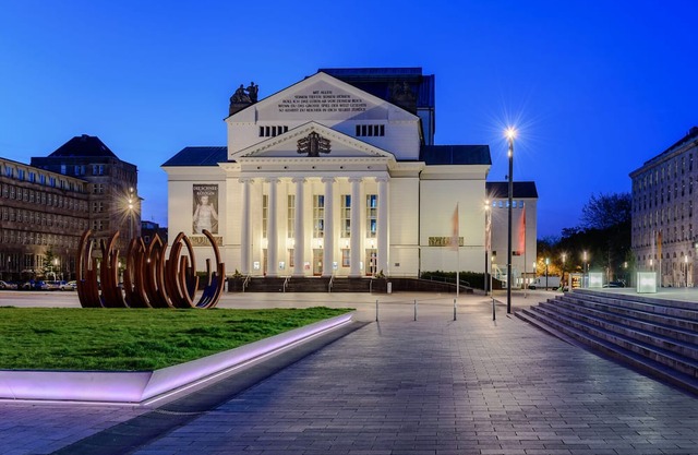 - Heavenly Apartment in the Heart of Duisburg - Hbf - Big TV & Working Space -