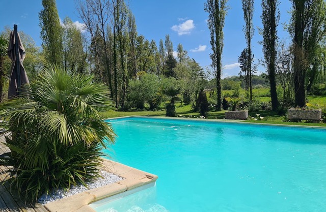 Domaine du Moulin de Candresse. La Ferme. Campagne,10mn de Dax, 35mn de L'océan