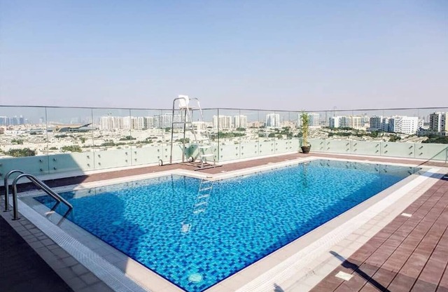 Livbnb - Pleasant 2BR in Azizi Berton, Al Furjan