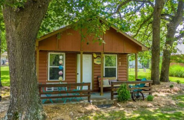 The Ibis Cabin - Accommodates 4 Guests