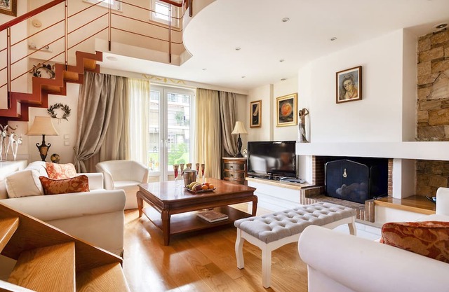 Artistic luxury villa - 12 people close to the beach and city center