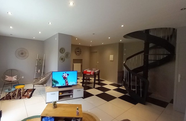 Logement Entier Spacieux et Confortable