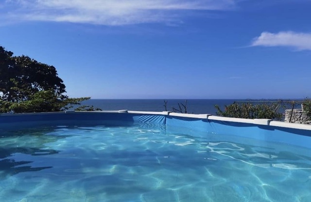 Chalet Espacioso a Orilla de la Playa ,ideal Para Relajarte con Familia y Amigos