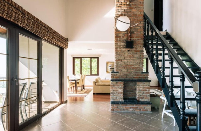 Chic Flat w Terrace, Garden, Fireplace in Nature