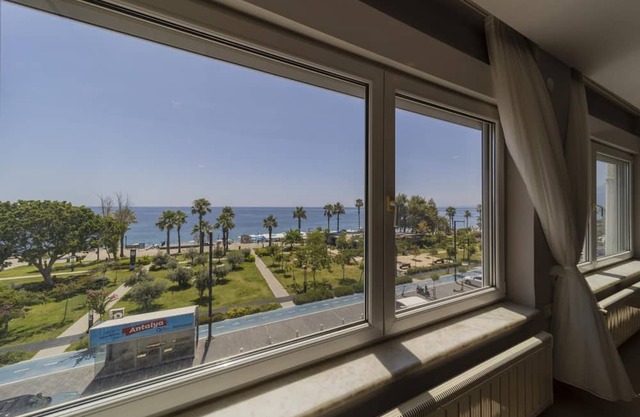 Flat w Balcony 3 min to Konyaalti Beach in Antalya