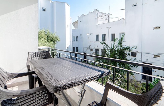 Vacation Flat w Balcony 3 min to Beach in Bodrum