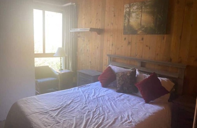 North Facing Room #9