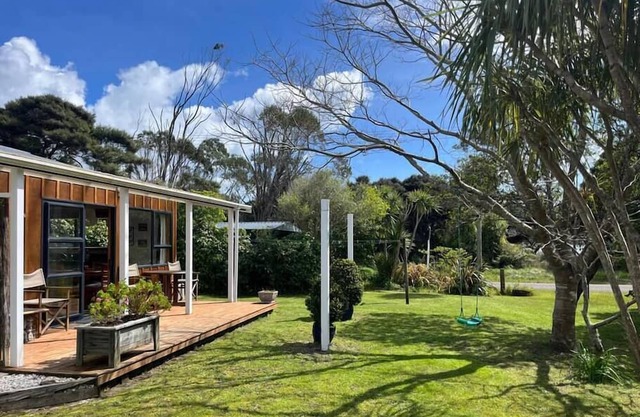 Puponga Coastal Escape