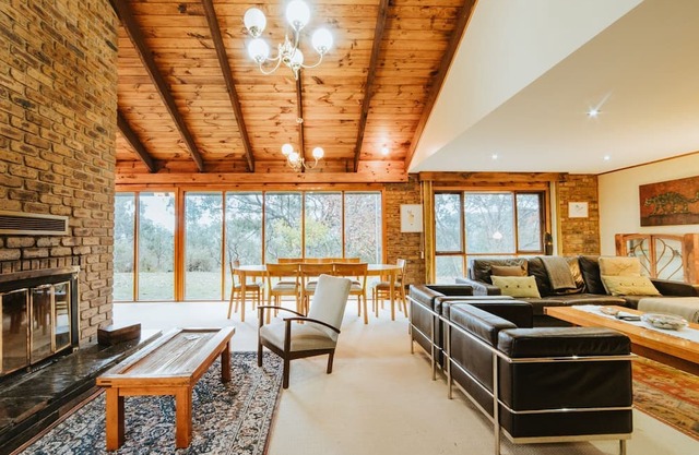 Jade Hill - Howqua - Sleeps 10