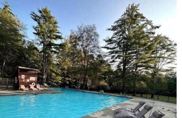 Condo in Thornton, NH