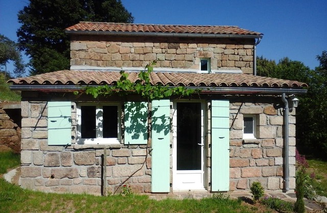 Homerez - House 4 km away from the beach for 9 ppl. with shared pool and terrace