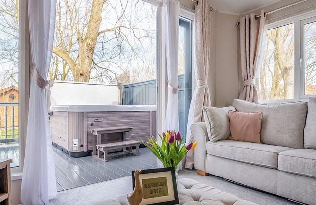 2 bedroom accommodation in Skirlaugh, Nr Hull