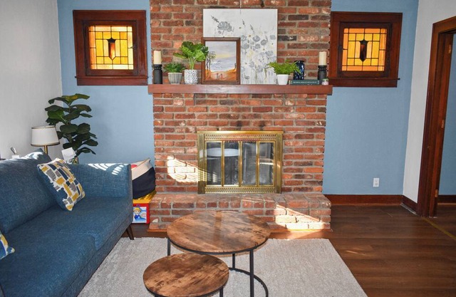 Family & Pet-Friendly Home w/Fenced Yard & Office by Kennywood & The Waterfront
