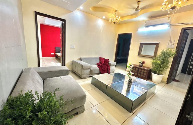 3 BHK entire floor on main road Gurgaon