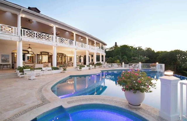 Flower Hill Summary: